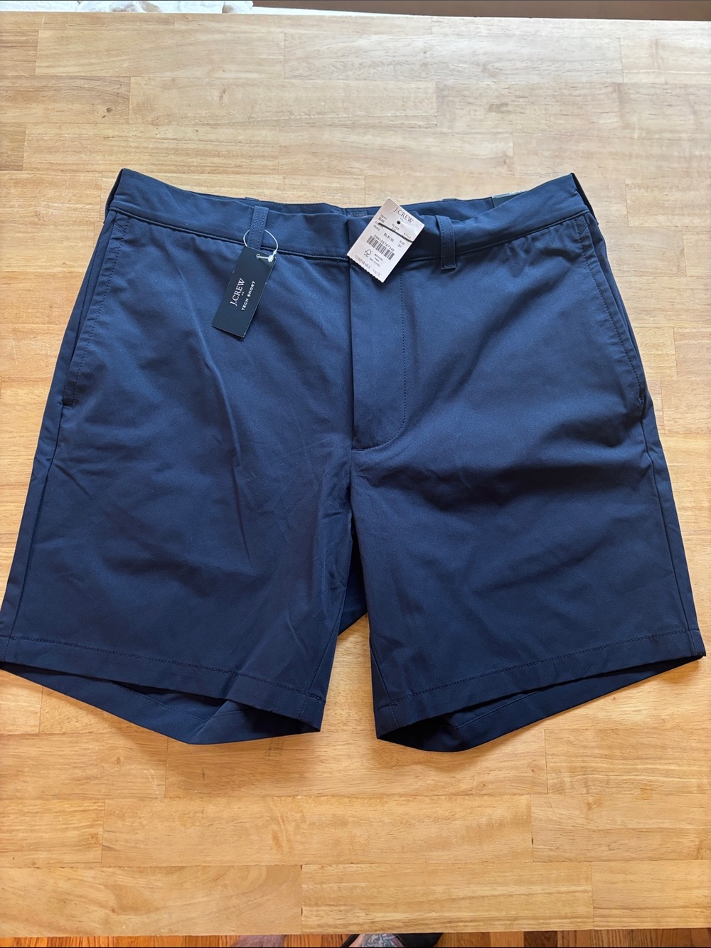 Set of 2- J Crew shorts. Size 31 inseam 7 (2 pack)